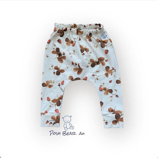 Handmade Organic baby Slim fit Harem pants / Strawberries