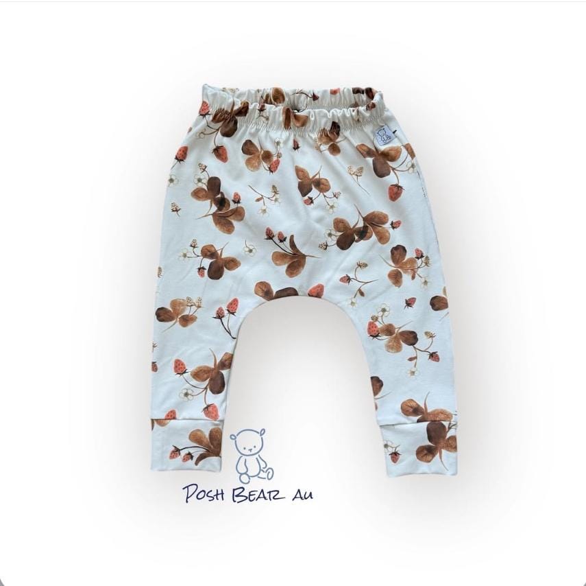 Handmade Organic baby Slim fit Harem pants / Strawberries